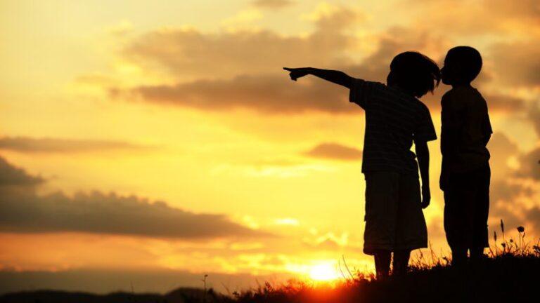 इंसान बनो | Insan bano kavita