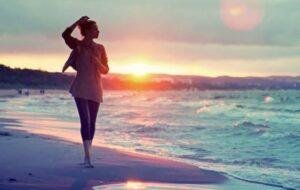 घुंघराले बालों वाले शर्मीले लड़के की प्रेमकहानी, उसी की जुबानी---