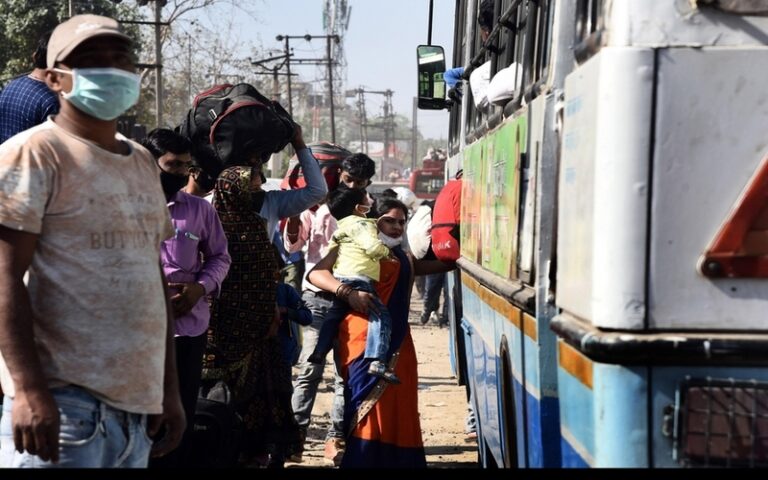 गरीबी ने बचाई लाखों की जान !