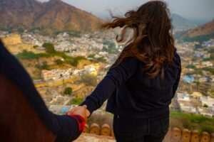 प्यार की मेरे अधूरी सी कहानी रह गयी