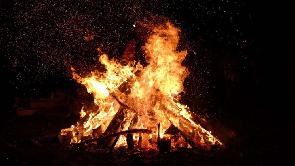 Poem holika dahan