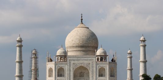 Kavita Taj Mahal