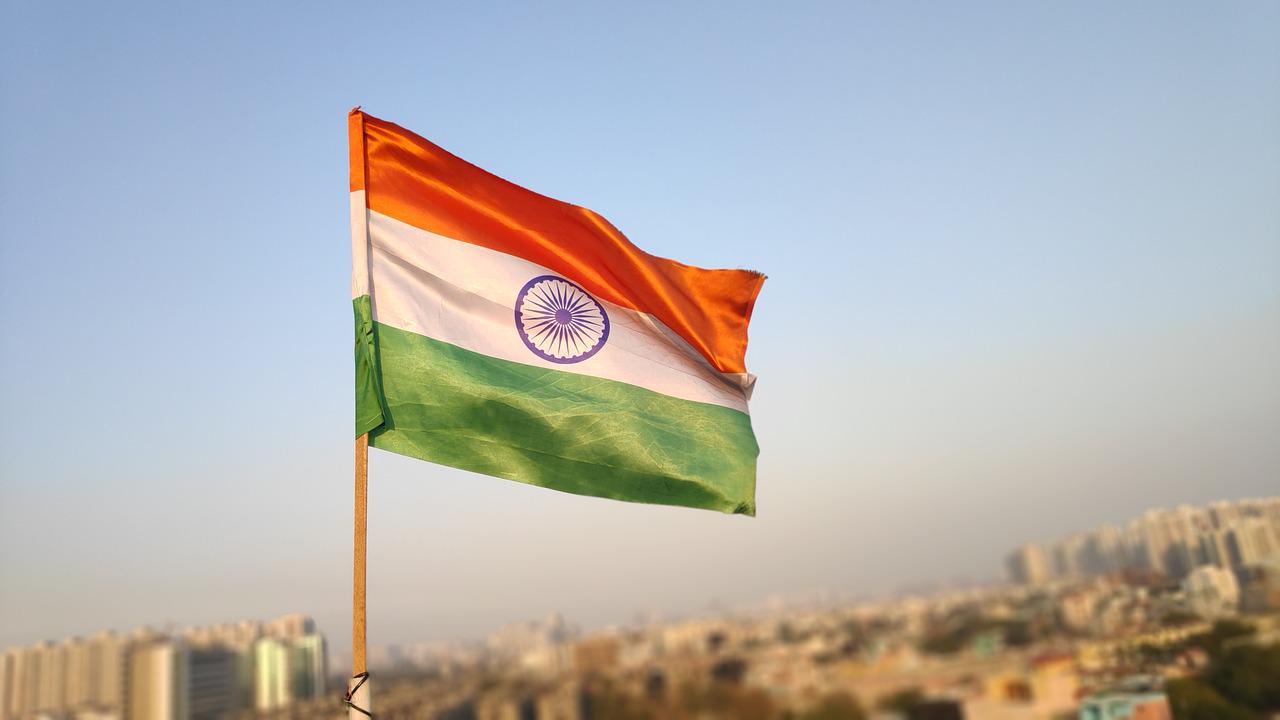 ghar ghar tiranga lahraye