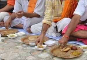 Mrityu bhoj par kavita