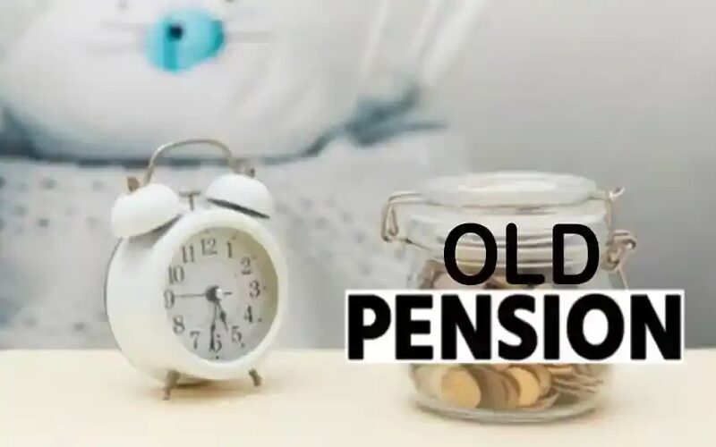 Kavita purani pension bahal karo