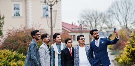 पीढ़ी का भविष्य