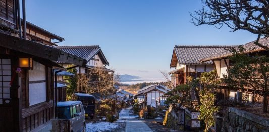 Kavita Aap Kahan Hain