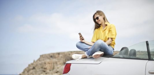 Kavita Mobile ki Mahima