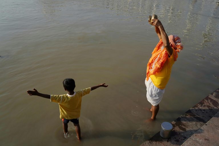 मैं गंगा हूं | Kavita Main Ganga Hoon