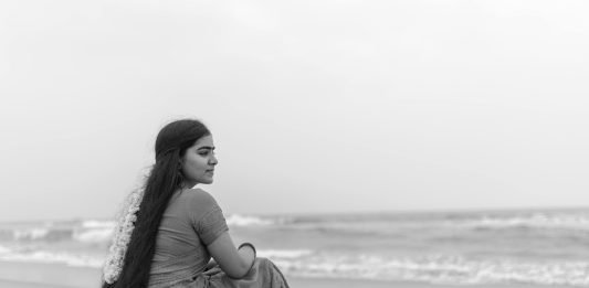Ghazal Jinhen Zindagi