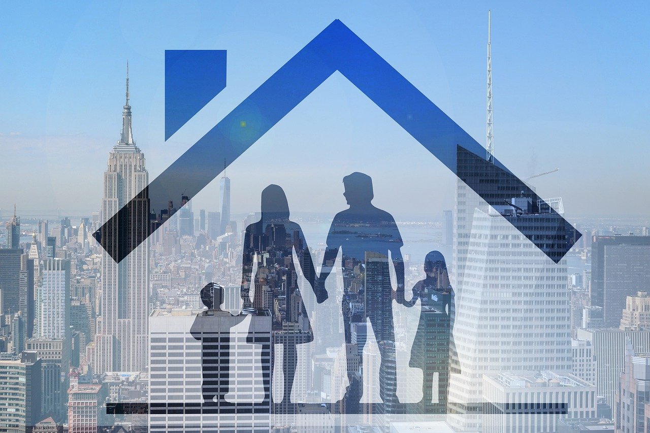 बिखर रहे चूल्हे सभी