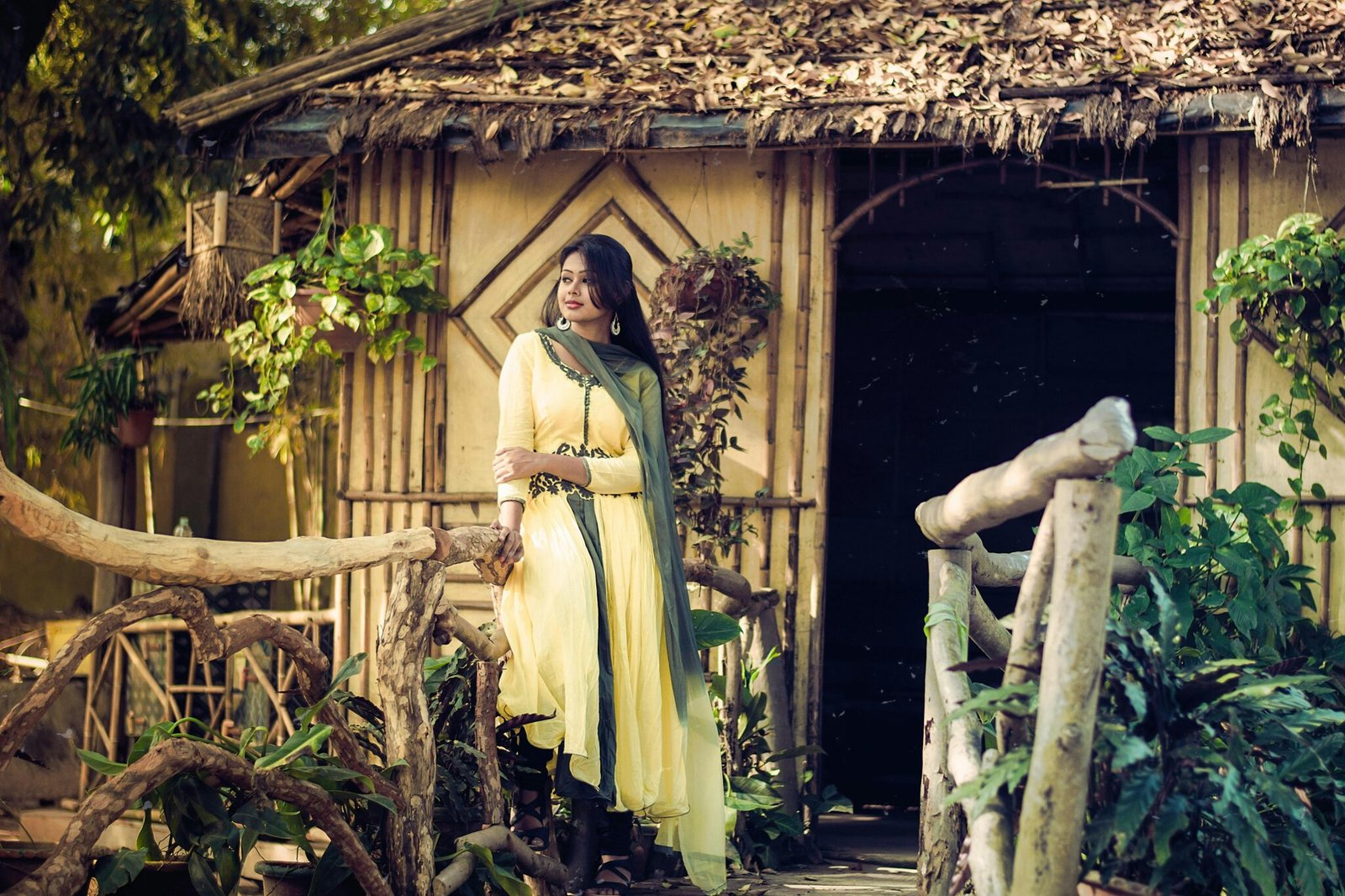 तुम बिन अधूरे हैं हम