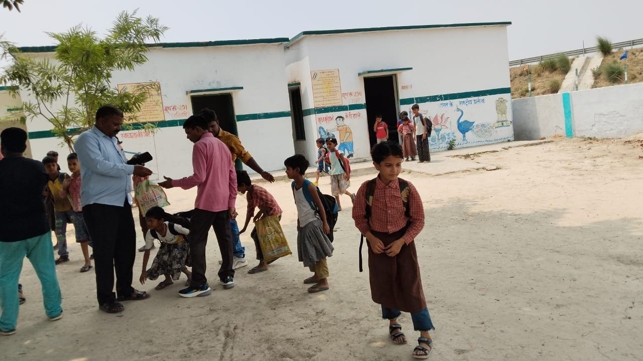 विद्यालय विलय